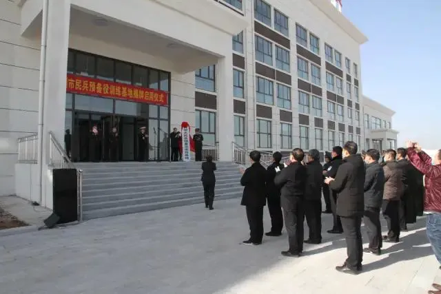 刻苦训练篮球时如何避免受伤的建议_1